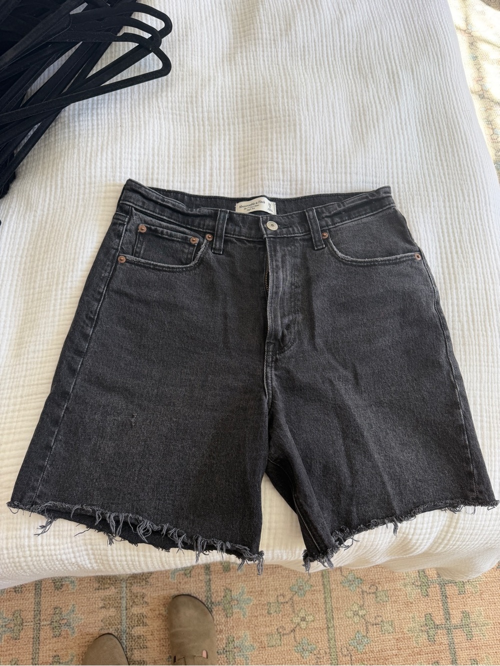 Mid-Rise Denim Dad Shorts 7”